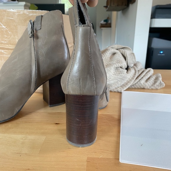 Sam Edelman Gray Bootie - Picture 2 of 4